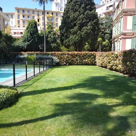 Intercontinental Superbe Appartement Avec Piscine Ментона Экстерьер фото