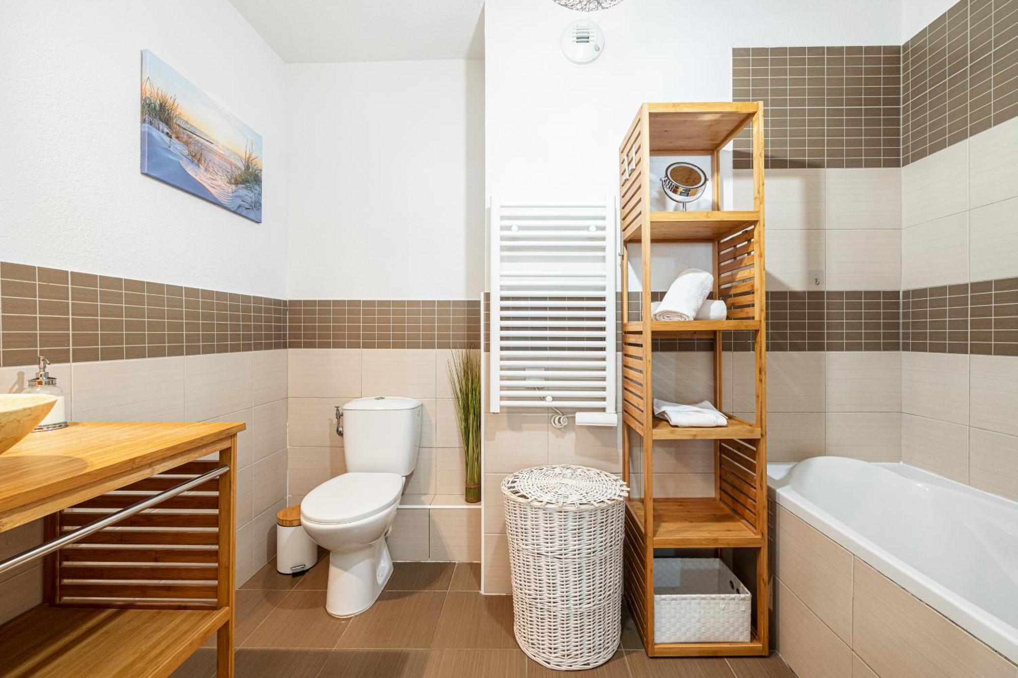 Intercontinental Superbe Appartement Avec Piscine Ментона Экстерьер фото
