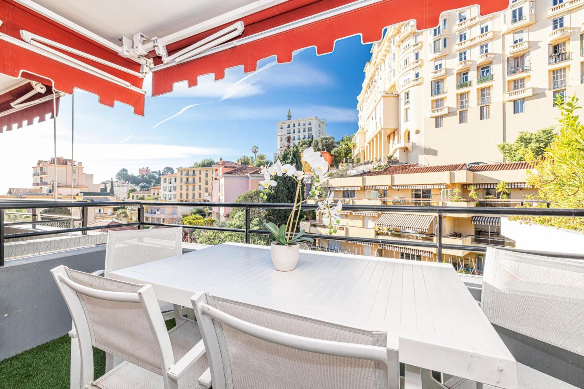 Intercontinental Superbe Appartement Avec Piscine Ментона Экстерьер фото