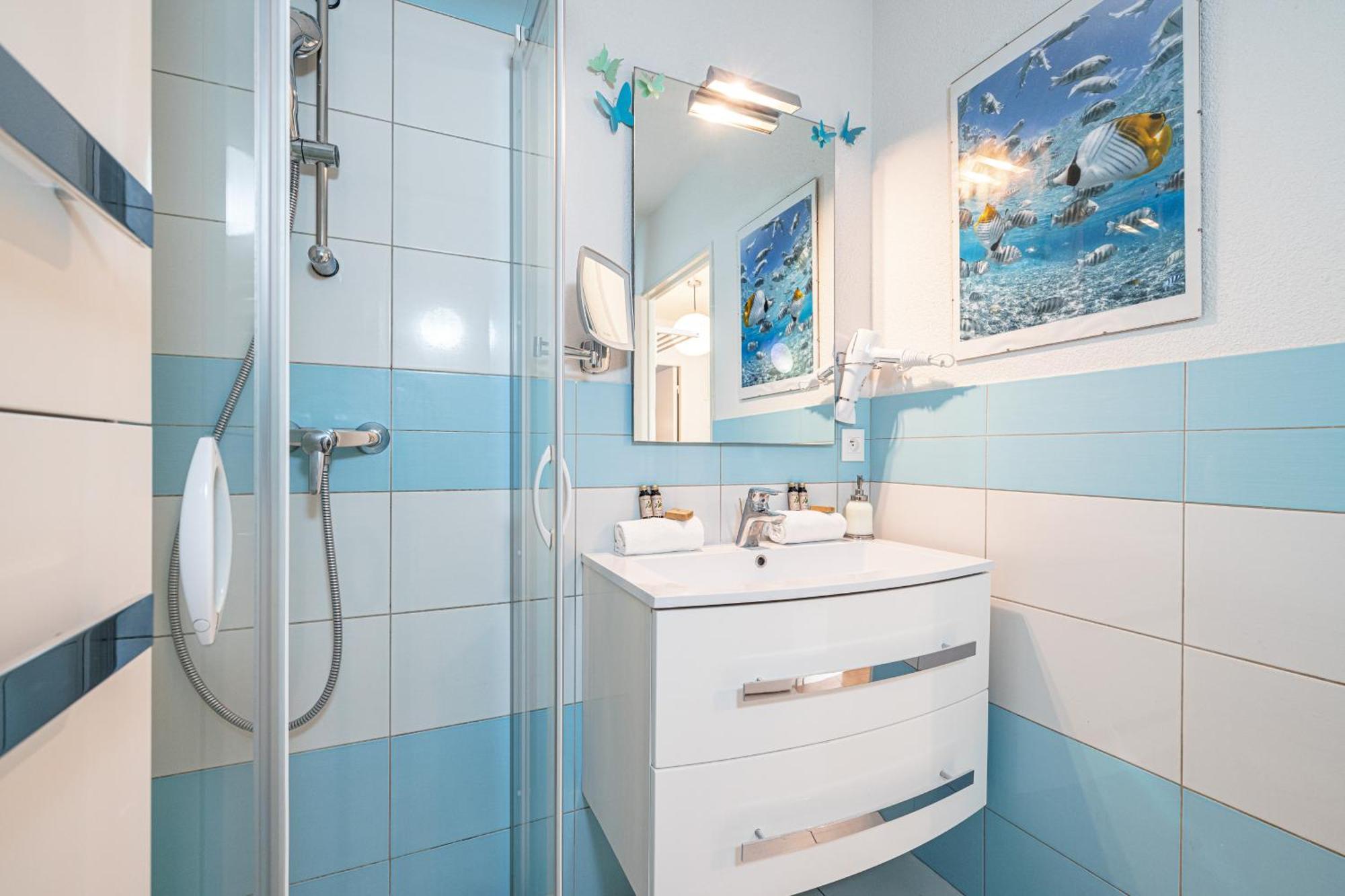 Intercontinental Superbe Appartement Avec Piscine Ментона Экстерьер фото